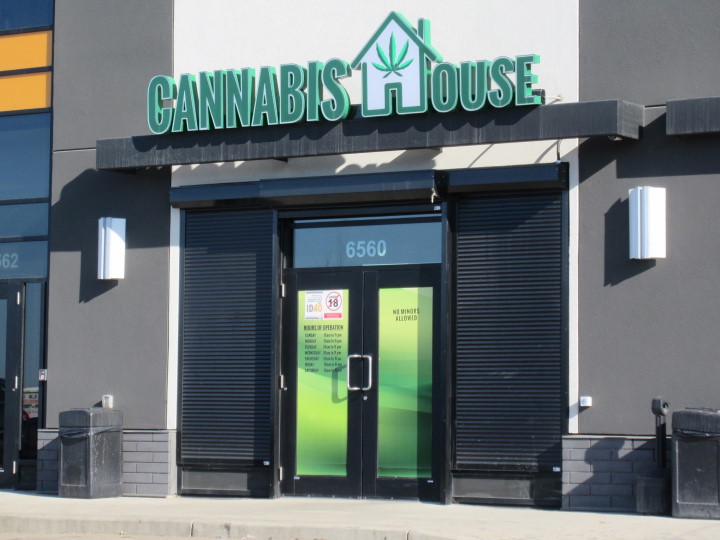Cannabis House Edmonton’s Finest Cannabis Retailer